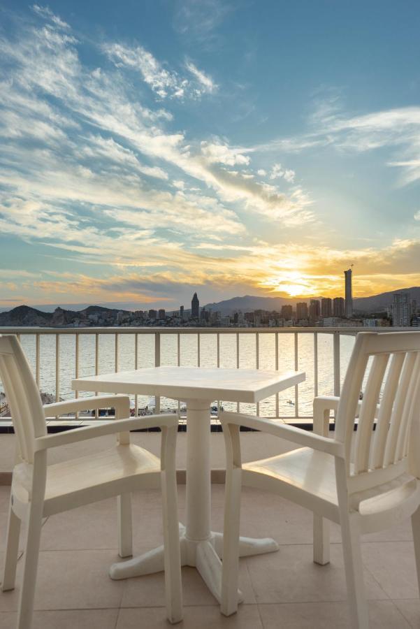 Apartamentos La Mar Benidorm Kültér fotó